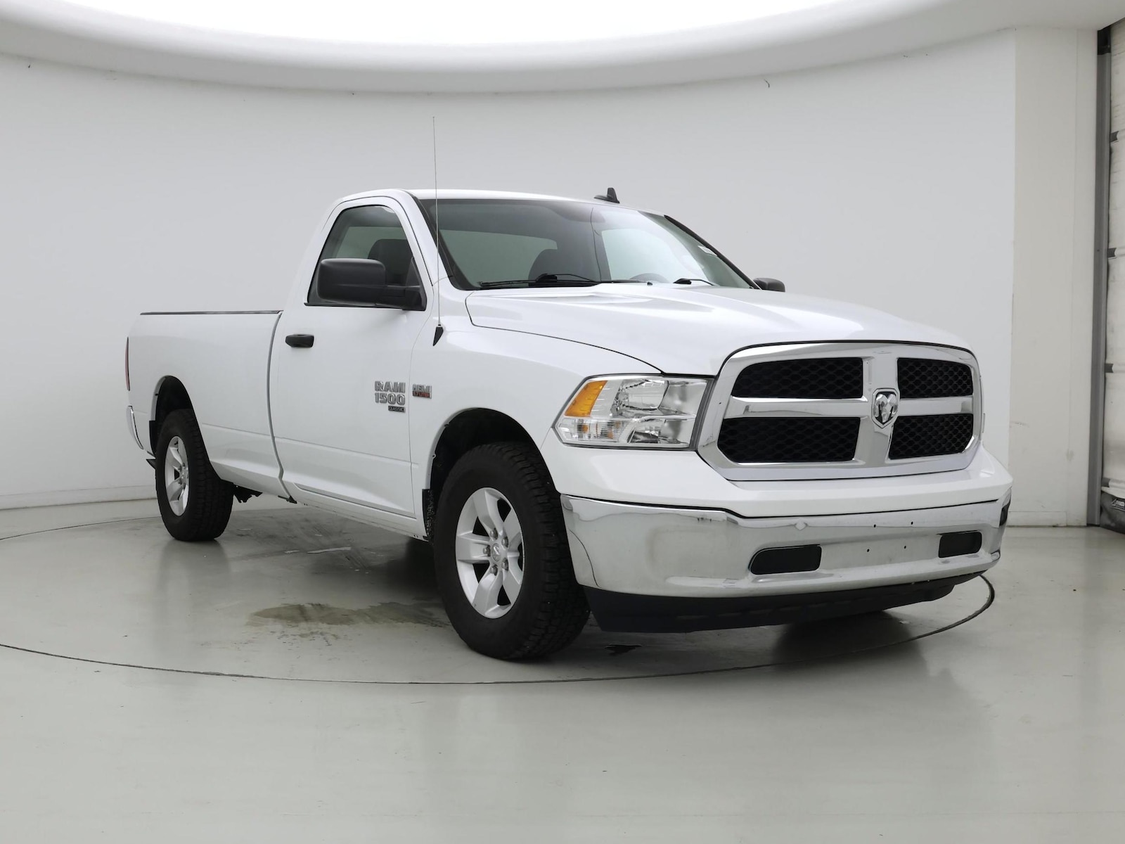 ram ram 1500 classic 2022 3C6JR6DT9NG388213 image ram ram 1500 classic 2022 3C6JR6DT9NG388213 image